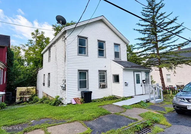 97-grove-st-amsterdam-ny-12010/hzid_e36f8b62