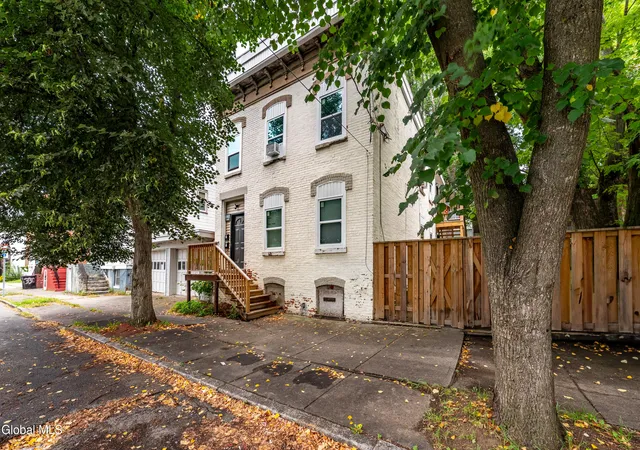 326-9th-street-troy-ny-12180/hzid_18da6719