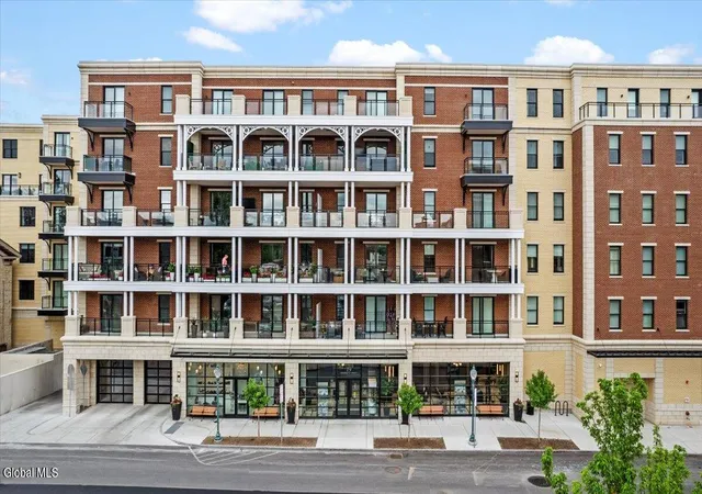 19-washington-st-565-saratoga-springs-ny-12866/hzid_3e16100a