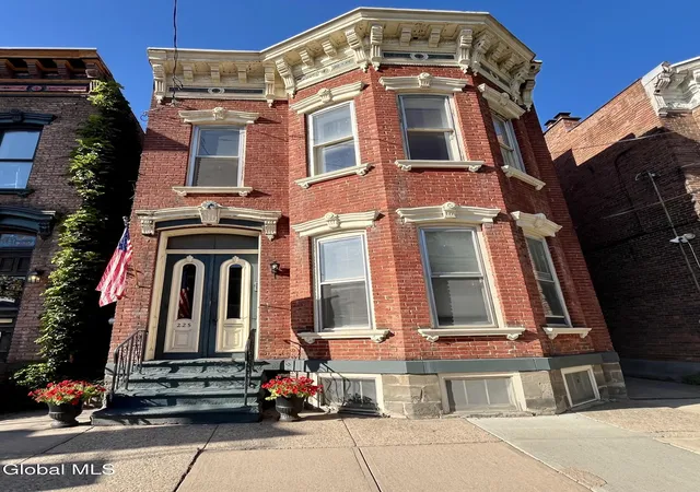 225-green-st-schenectady-ny-12305/hzid_00bc285d
