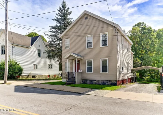 243-s-main-st-gloversville-ny-12078/hzid_2225af6b
