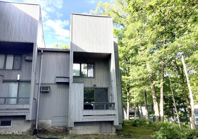 3562-lake-shore-13-lake-george-ny-12845/hzid_4feea2a6