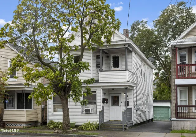 1006-strong-st-schenectady-ny-12307/hzid_2a7877d1