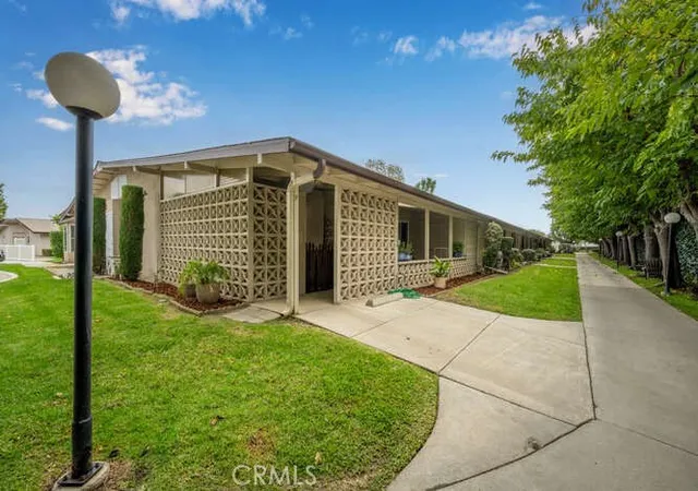 13361-el-dorado-dr-201f-seal-beach-ca-90740/hzid_c7edbe05