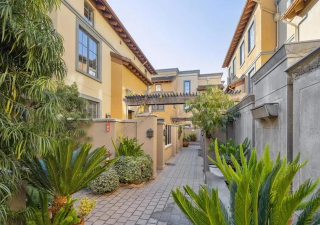356-santana-row-320-san-jose-ca-95128/hzid_341cc315