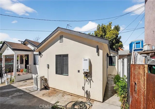 3631-trinity-st-los-angeles-ca-90011/hzid_ce6c1eee