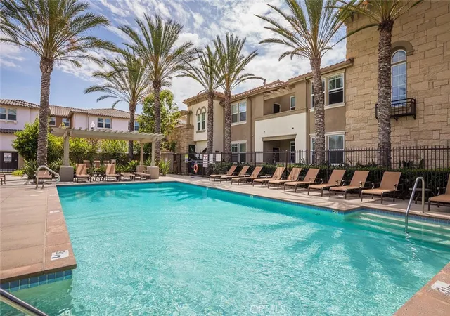 243-riverdale-ct-431-camarillo-ca-93012/hzid_104cb0fb