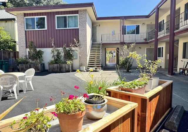 3812-whittle-ave-oakland-ca-94602/hzid_9f8b27c8