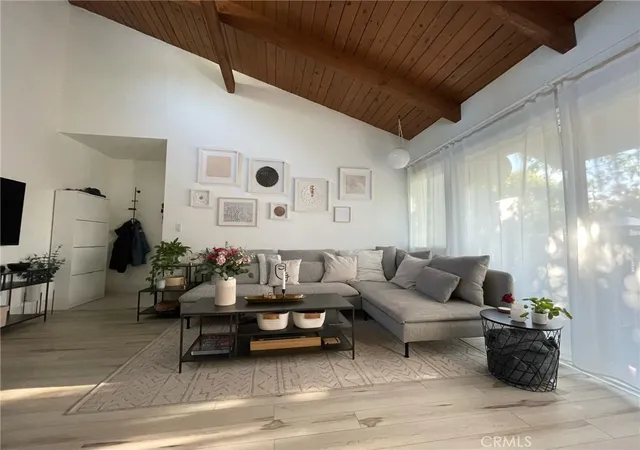 4806-hollow-cor-234-culver-city-ca-90230/hzid_a3a84de9