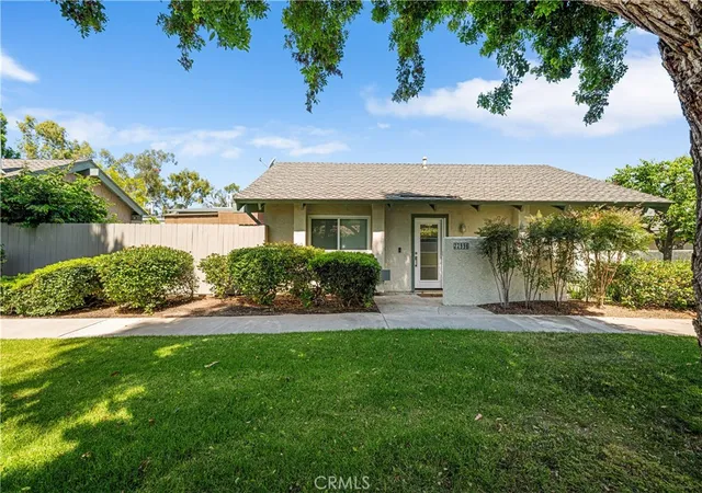 22996-caminito-mar-laguna-hills-ca-92653/hzid_366007f6