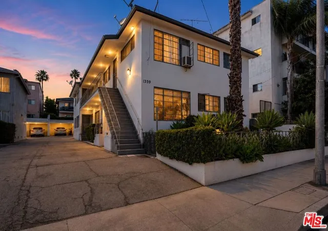 1339-n-vista-st-los-angeles-ca-90046/hzid_4687c27c