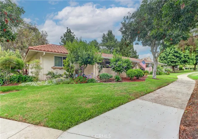 5330-bahia-blanca-n-laguna-woods-ca-92637/hzid_2f3b1011