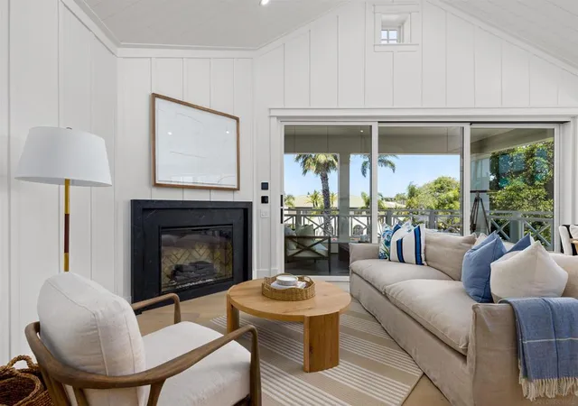 747-orange-ave-301-coronado-ca-92118/hzid_13af035d