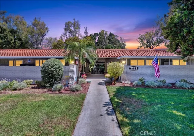 2232-via-puerta-a-laguna-woods-ca-92637/hzid_46dfc81f