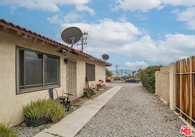 66466-4th-street-desert-hot-springs-ca-92240/hzid_5e03a074
