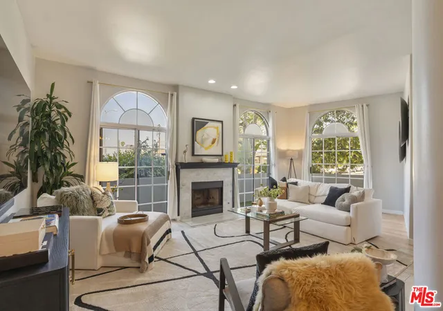5848-w-olympic-blvd-102-los-angeles-ca-90036/hzid_47971444