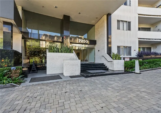 7250-franklin-311-los-angeles-ca-90046/hzid_3ef585e1