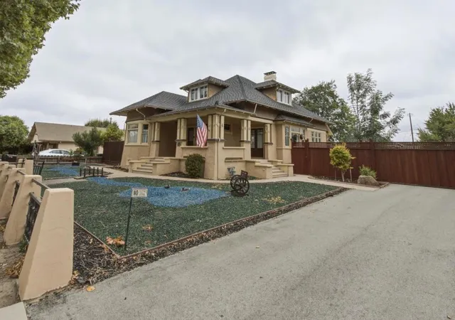 862-4th-street-hollister-ca-95023/hzid_38ecb6b9