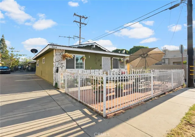 8014-1st-paramount-ca-90723/hzid_1673b986