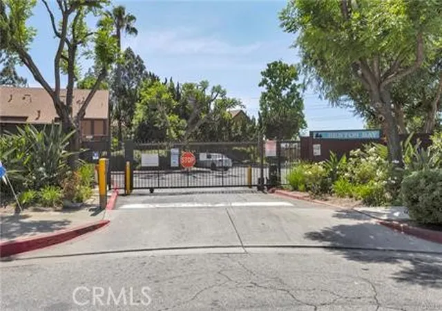 14013-bayside-norwalk-ca-90650/hzid_b0428ed0