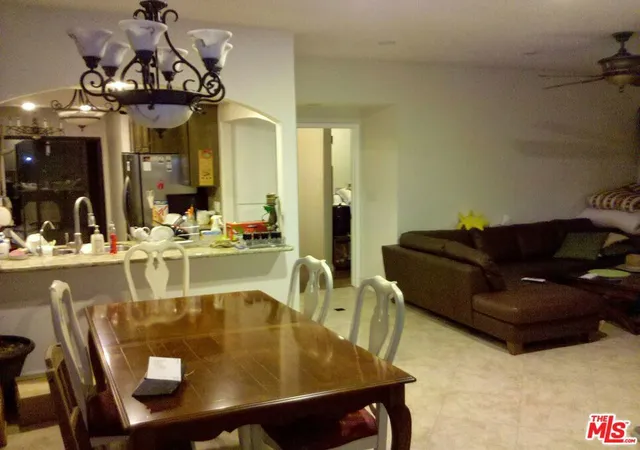 801-s-plymouth-blvd-302-los-angeles-ca-90005/hzid_561d4e21