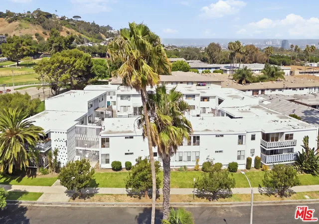 4065-ursula-ave-6-los-angeles-ca-90008/hzid_82f9e409