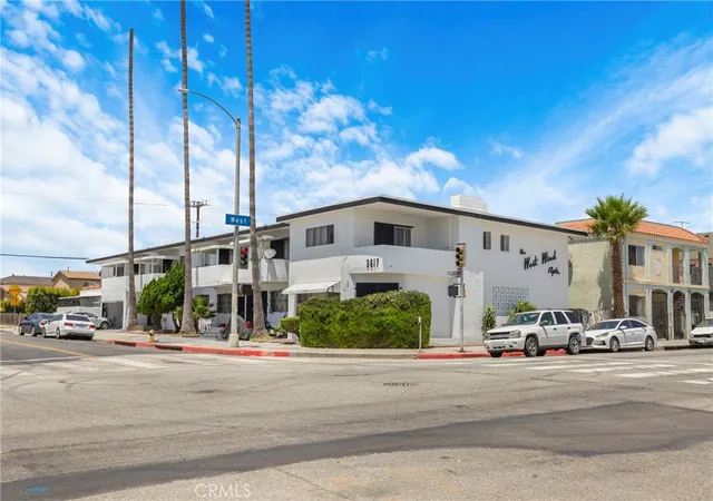 3617-w-60th-street-los-angeles-ca-90043/hzid_b1ba3d2d