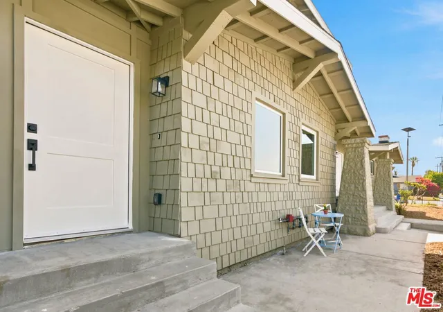 577-w-avenue-28-los-angeles-ca-90065/hzid_8398701c