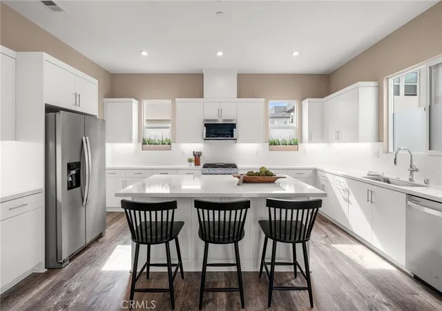 1423-w-cara-anaheim-ca-92805/hzid_0d1c48a9