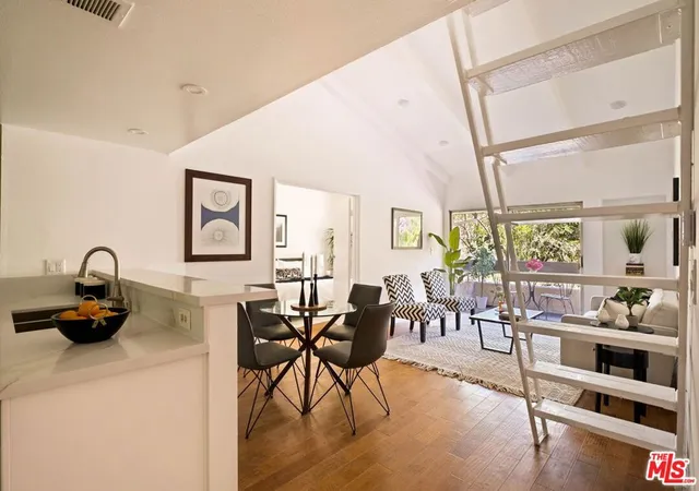 2700-cahuenga-blvd-4303-los-angeles-ca-90068/hzid_e9d6f26d