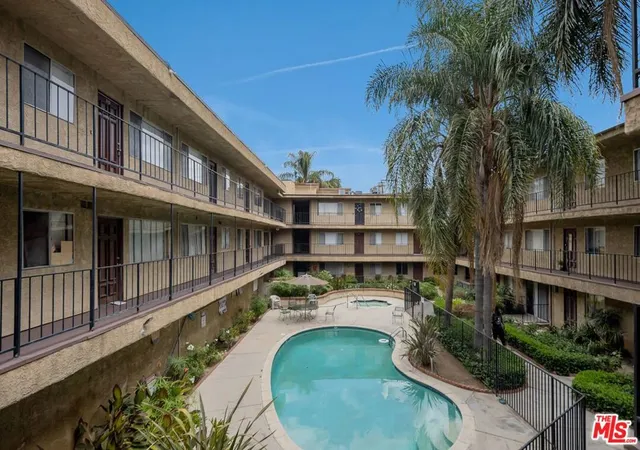 8505-columbus-ave-307-north-hills-ca-91343/hzid_a5e9b639