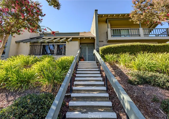 1434-via-del-rio-corona-ca-92882/hzid_48857ad3
