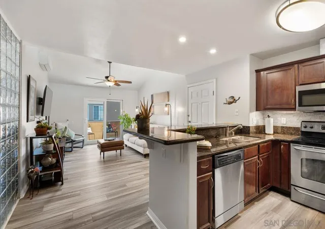5402-balboa-arms-415-san-diego-ca-92117/hzid_25baff28