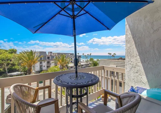 999-n-pacific-b326-oceanside-ca-92054/hzid_6d333482