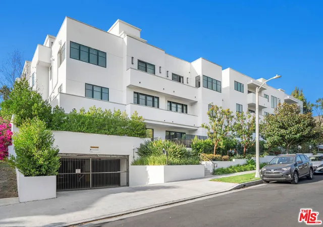 859-s-lucerne-blvd-110-los-angeles-ca-90005/hzid_2feed292
