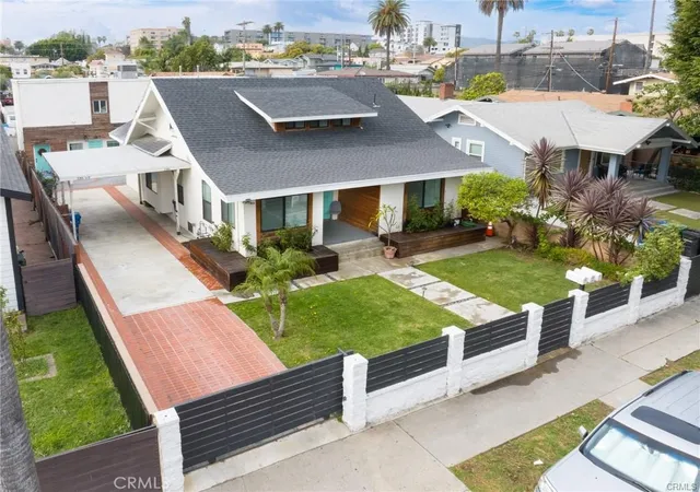 135-n-vendome-st-los-angeles-ca-90026/hzid_9659c473