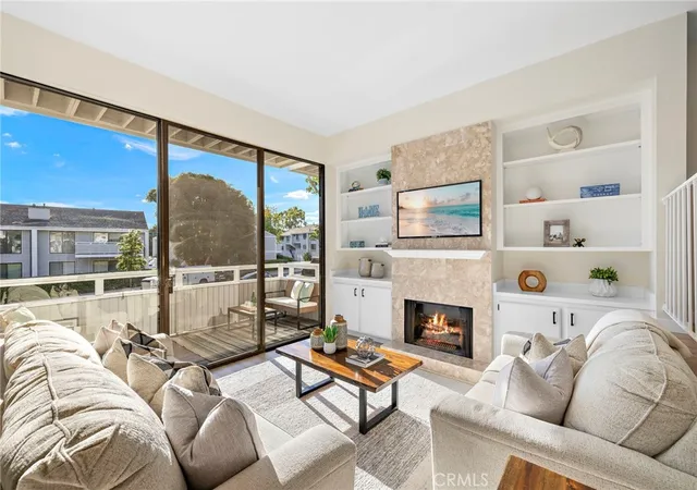 14-robon-ct-newport-beach-ca-92663/hzid_b10f5c21