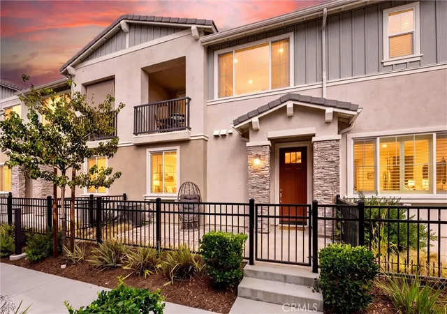 16570-wyndham-ln-10-fontana-ca-92336/hzid_cd8aa1de