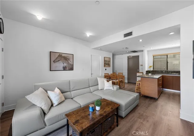 1700-sawtelle-blvd-317-los-angeles-ca-90025/hzid_774b07fc