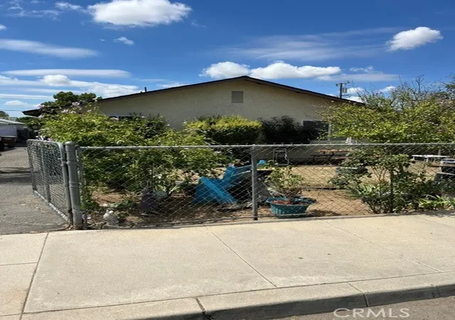 2819-monterey-bakersfield-ca-93306/hzid_156b591b