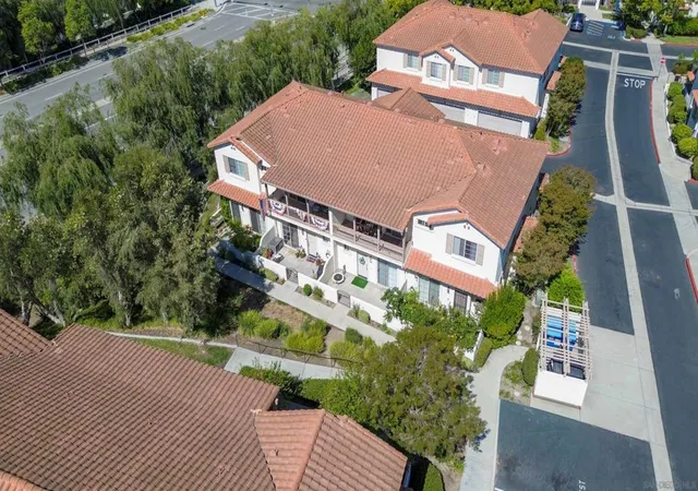 1469-rancho-rose-way-28-oceanside-ca-92057/hzid_5c67d910