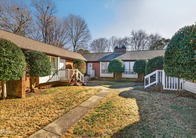 2829-seclusion-ct-raleigh-nc-27612/hzid_9b741a41