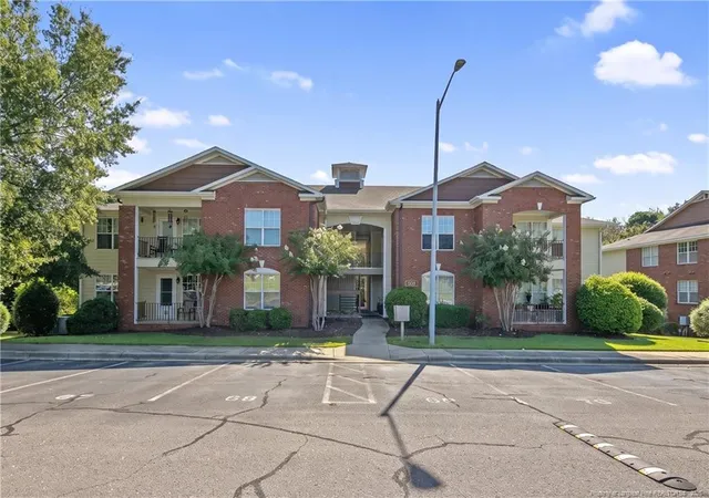 509-meadowland-ct-se-7-hope-mills-nc-28348/hzid_5b519d48