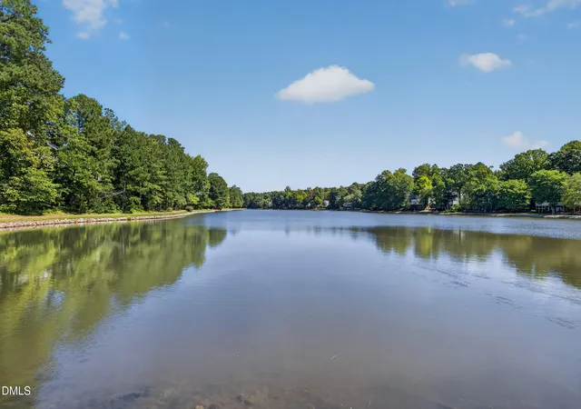 313-glen-echo-ln-f-cary-nc-27518/hzid_c31757dc