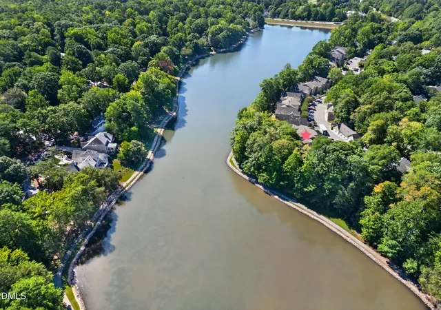 313-glen-echo-ln-f-cary-nc-27518/hzid_c31757dc
