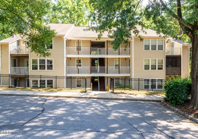 1309-hillbrow-ln-raleigh-nc-27615/hzid_da39f15e