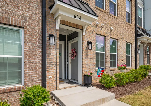 604-market-grv-dr-100-wake-forest-nc-27587/hzid_bdee3435