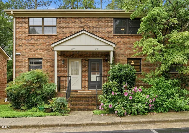 105-fidelity-st-carrboro-nc-27510/hzid_d6768cfa