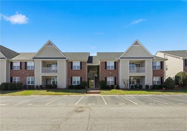 3129-wisteria-ln-201-fayetteville-nc-28314/hzid_8600c4ef