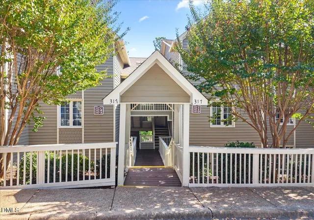 317-glen-echo-ln-e-cary-nc-27518/hzid_3db34a06